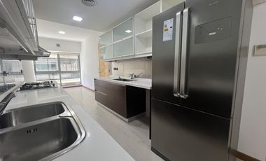 Alquiler sin muebles 2 suites más dependencia, cochera y baulera,. Madero Center. Precio paquete