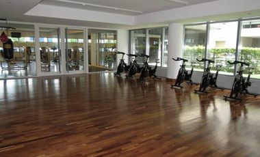 Alquiler sin muebles 2 suites más dependencia, cochera y baulera,. Madero Center. Precio paquete