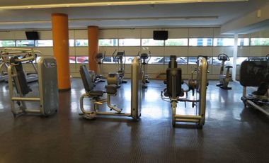 Alquiler sin muebles 2 suites más dependencia, cochera y baulera,. Madero Center. Precio paquete