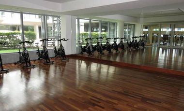 Alquiler sin muebles 2 suites más dependencia, cochera y baulera,. Madero Center. Precio paquete