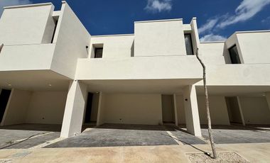 Townhouse en RENTA en Dzitya, Mérida Yucatán