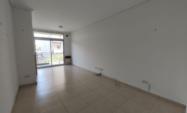 DEPARTAMENTO DE 2 AMBIENTES EN ALQUILER CON BALCON -  WILDE