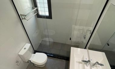 Casa en Funes City (calle Mármol 826)