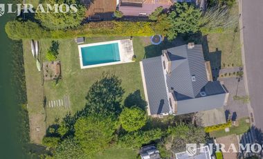 Casa a la laguna amoblada en Santa Clara