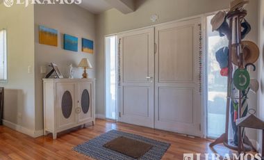 Casa a la laguna amoblada en Santa Clara