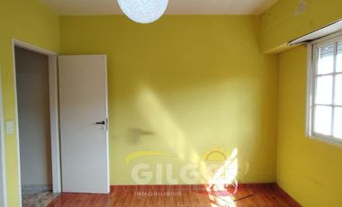 Alquiler de Duplex 3 Ambientes  en Ramos Mejia  Muy Buen Estado con Cochera y Patio