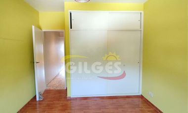 Alquiler de Duplex 3 Ambientes  en Ramos Mejia  Muy Buen Estado con Cochera y Patio