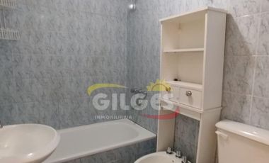 Alquiler de Duplex 3 Ambientes  en Ramos Mejia  Muy Buen Estado con Cochera y Patio