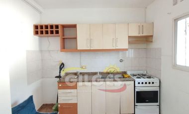 Alquiler de Duplex 3 Ambientes  en Ramos Mejia  Muy Buen Estado con Cochera y Patio