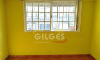 Alquiler de Duplex 3 Ambientes  en Ramos Mejia  Muy Buen Estado con Cochera y Patio