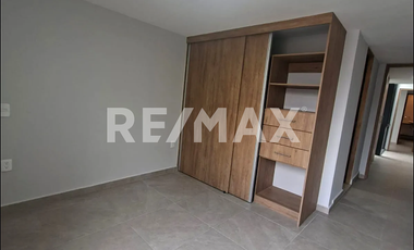 CASA COMPLEMENTE REMODELADA EN RENTA COL. LAS HIGUERILLAS GUADAJARA