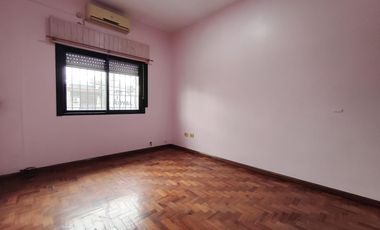 PH 4 ambientes con cochera en San Justo sobre Illia