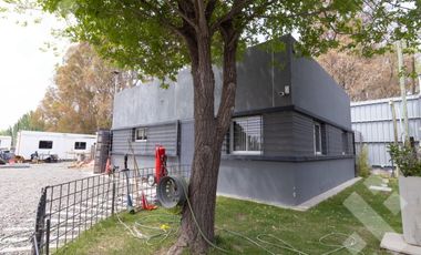 En Venta, Base Operativa, Av del Trabajo, Plottier