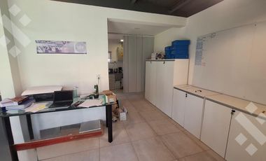 En Venta, Base Operativa, Av del Trabajo, Plottier