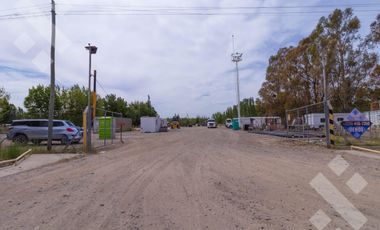 En Venta, Base Operativa, Av del Trabajo, Plottier