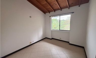 Casa Unifamiliar en venta en Amazonia Bello