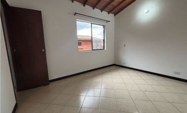 Casa Unifamiliar en venta en Amazonia Bello