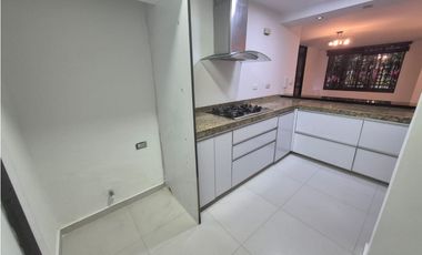 Venta apartamento barrio El Ingenio Sur de Cali