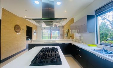 ARRIENDO CASA 368M2 HATO GRANDE RESERVADO - SOPO