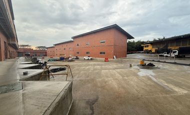 Se Vende Bodega Esquinera En Centro Logistico Sur Occidente Armenia