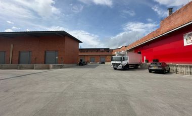Se Vende Bodega Esquinera En Centro Logistico Sur Occidente Armenia