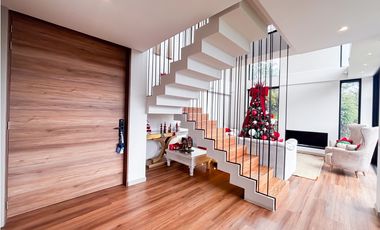 VENDO CASA MODERNA EN RESERVA FORESTAL YERBABONITA SOPÓ