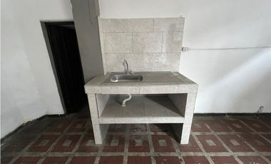 ARRIENDO LOCAL COMERCIAL EN ALFONSO LOPEZ VIA COMERCIAL