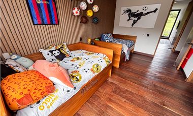 VENDO CASA CON DISEÑO UNICO 4 HABITACIONES LOTE 1.980M2 - YERBABONITA