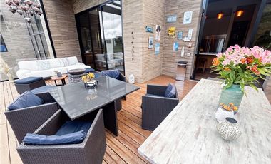 VENDO CASA CON DISEÑO UNICO 4 HABITACIONES LOTE 1.980M2 - YERBABONITA