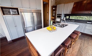 VENDO CASA CON DISEÑO UNICO 4 HABITACIONES LOTE 1.980M2 - YERBABONITA