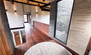 VENDO CASA CON DISEÑO UNICO 4 HABITACIONES LOTE 1.980M2 - YERBABONITA