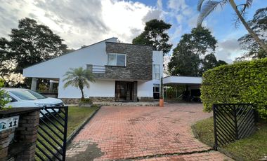 Casa Campestre Amoblada Renta Vía Pereira Armenia