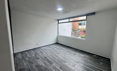 CASA EN VENTA A 5 MIN DE SATÉLITE RECIÉN REMODELADA