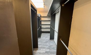 CASA EN VENTA A 5 MIN DE SATÉLITE RECIÉN REMODELADA