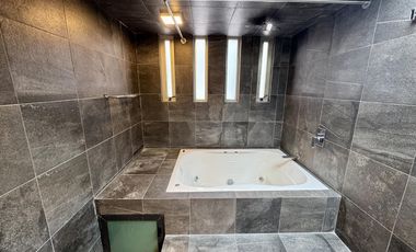 CASA EN VENTA A 5 MIN DE SATÉLITE RECIÉN REMODELADA