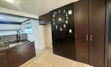 CASA EN VENTA A 5 MIN DE SATÉLITE RECIÉN REMODELADA