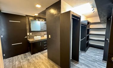 CASA EN VENTA A 5 MIN DE SATÉLITE RECIÉN REMODELADA