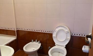 Villa Ballester - Dpto. 3 amb  céntrico - con balcón al frente!