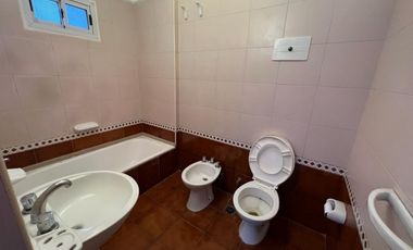 Villa Ballester - Dpto. 3 amb  céntrico - con balcón al frente!