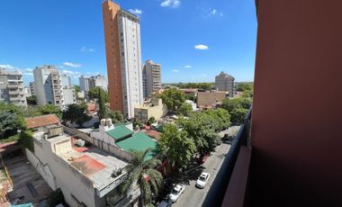 Villa Ballester - Dpto. 3 amb  céntrico - con balcón al frente!