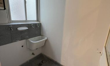 Villa Ballester - Dpto. 3 amb  céntrico - con balcón al frente!