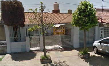 Casa en venta en Lanús