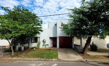 Casa en venta - Villa Claret