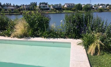 Alquiler Excelente Casa a la LAGUNA en San Benito ENERO TEMPORARIO pileta