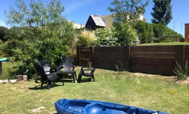 Alquiler Excelente Casa a la LAGUNA en San Benito ENERO TEMPORARIO pileta