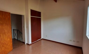 Duplex 3 ambientes Pilar