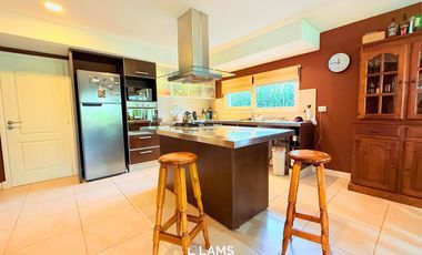 Casa 6 ambientes en Venta - En golf club Tulsa