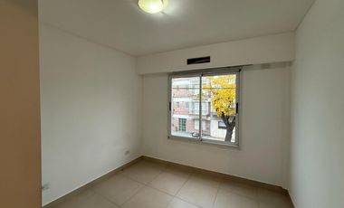 Departamento de dos ambientes en Alquiler en Wilde