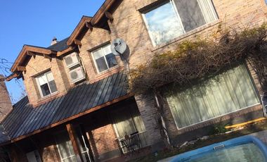 Casa 3 dormitorios - Neuquén Capital - Barrio Residencial Privado