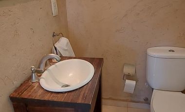 OPORTUNIDAD. APTO CREDITO. 3 DORMITORIOS, ESCRITORIO y SERVICIO.